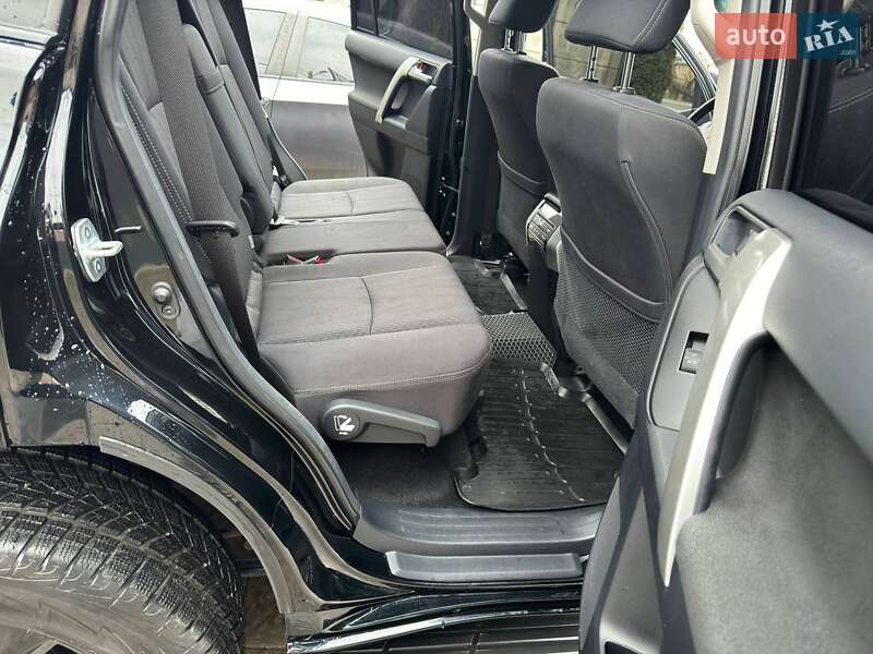 Внедорожник / Кроссовер Toyota Land Cruiser Prado 2019 в Ивано-Франковске фото 19 Внедорожник / Кроссовер Toyota Land Cruiser Prado 2019 в Ивано-Франковске