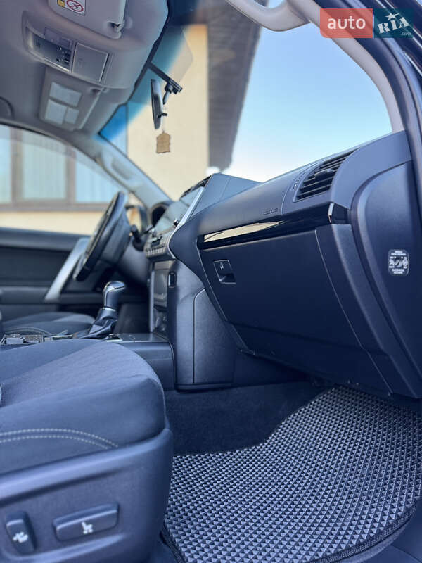 Внедорожник / Кроссовер Toyota Land Cruiser Prado 2023 в Виннице фото 16 Внедорожник / Кроссовер Toyota Land Cruiser Prado 2023 в Виннице