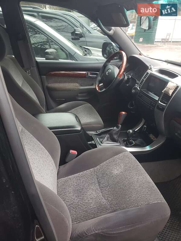 Внедорожник / Кроссовер Toyota Land Cruiser Prado 2007 в Киеве
