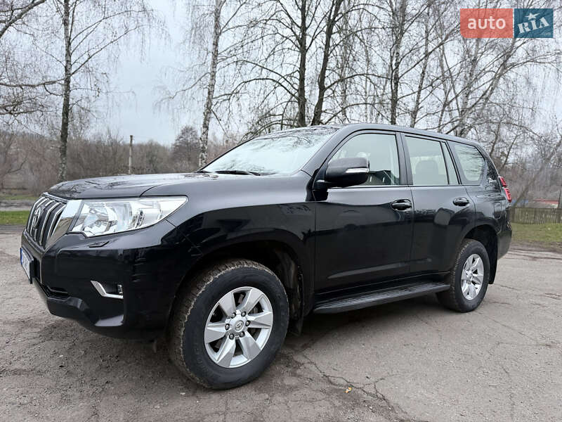 Toyota Land Cruiser Prado 2022