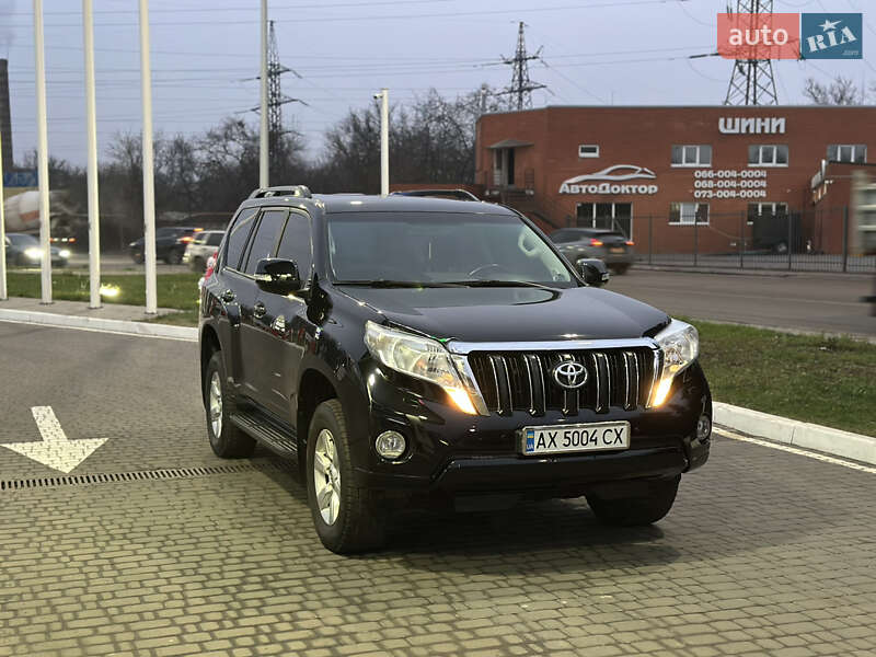Toyota Land Cruiser Prado 2014