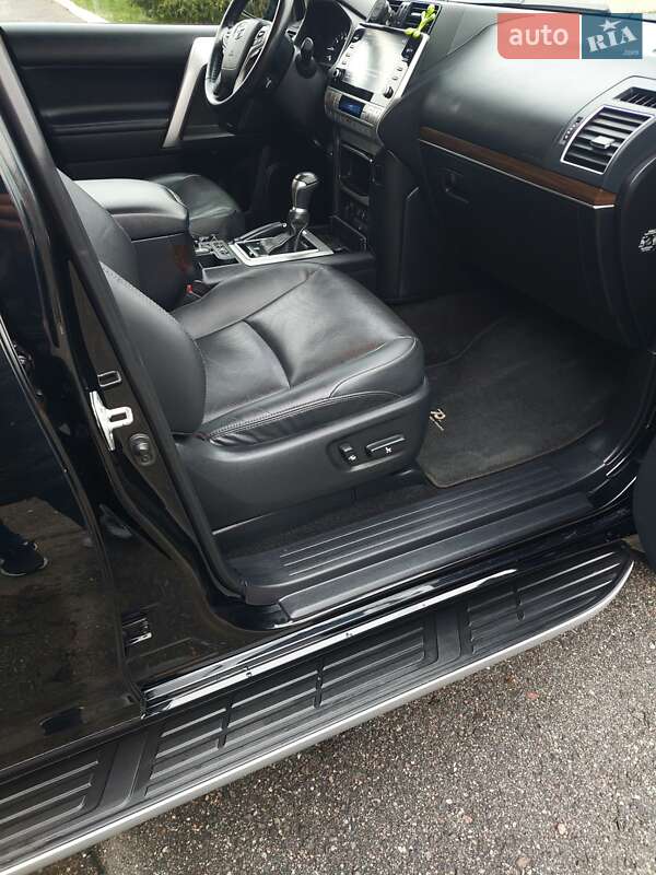 Внедорожник / Кроссовер Toyota Land Cruiser Prado 2021 в Одессе