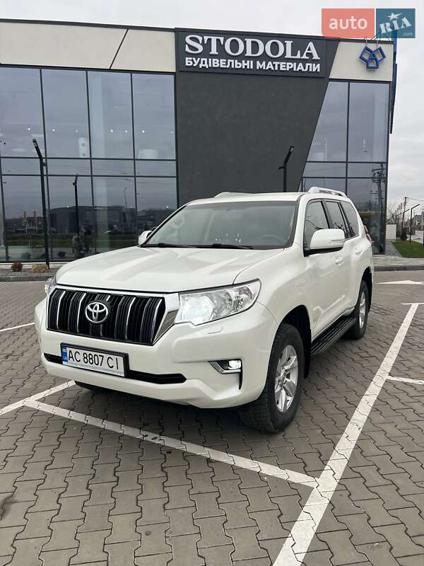 Позашляховик / Кросовер Toyota Land Cruiser Prado 2019 в Луцьку