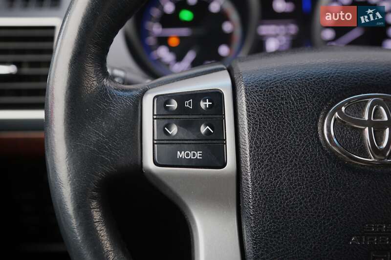 Внедорожник / Кроссовер Toyota Land Cruiser Prado 2013 в Киеве