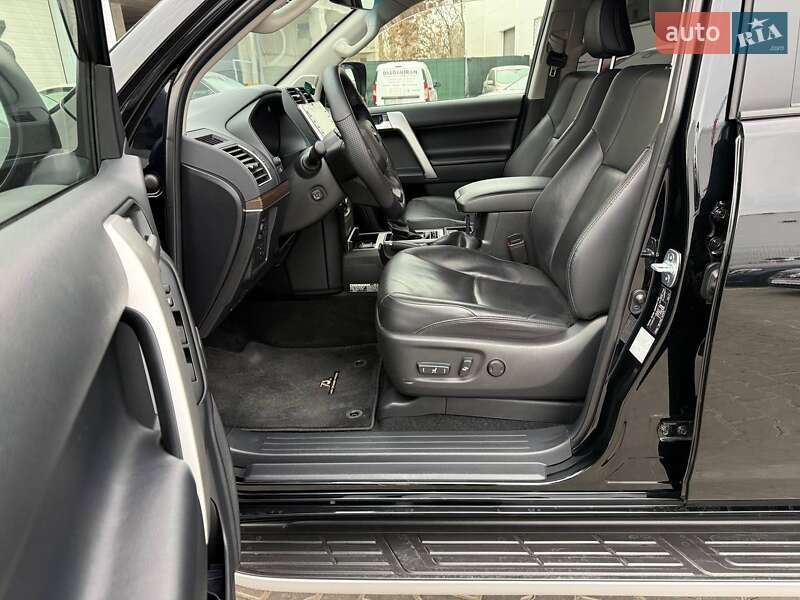 Внедорожник / Кроссовер Toyota Land Cruiser Prado 2021 в Одессе