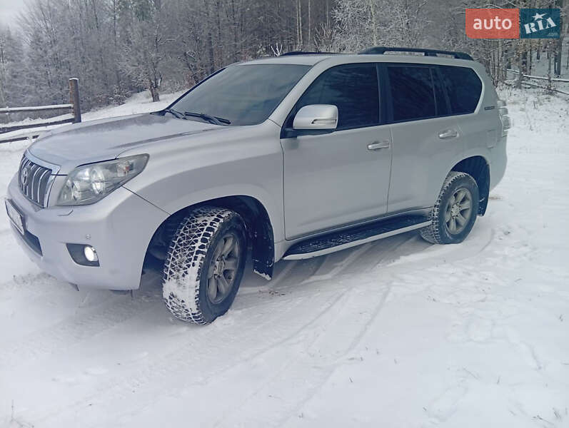 Внедорожник / Кроссовер Toyota Land Cruiser Prado 2012 в Ивано-Франковске