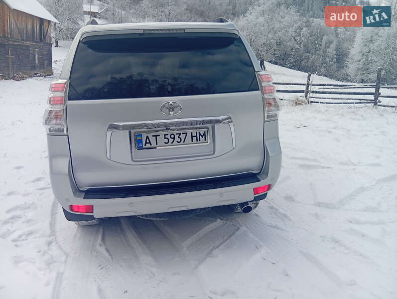 Внедорожник / Кроссовер Toyota Land Cruiser Prado 2012 в Ивано-Франковске