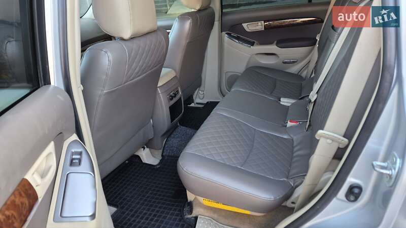 Внедорожник / Кроссовер Toyota Land Cruiser Prado 2007 в Харькове фото 8 Внедорожник / Кроссовер Toyota Land Cruiser Prado 2007 в Харькове