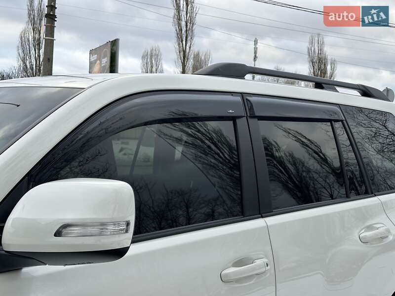 Внедорожник / Кроссовер Toyota Land Cruiser Prado 2019 в Мукачево