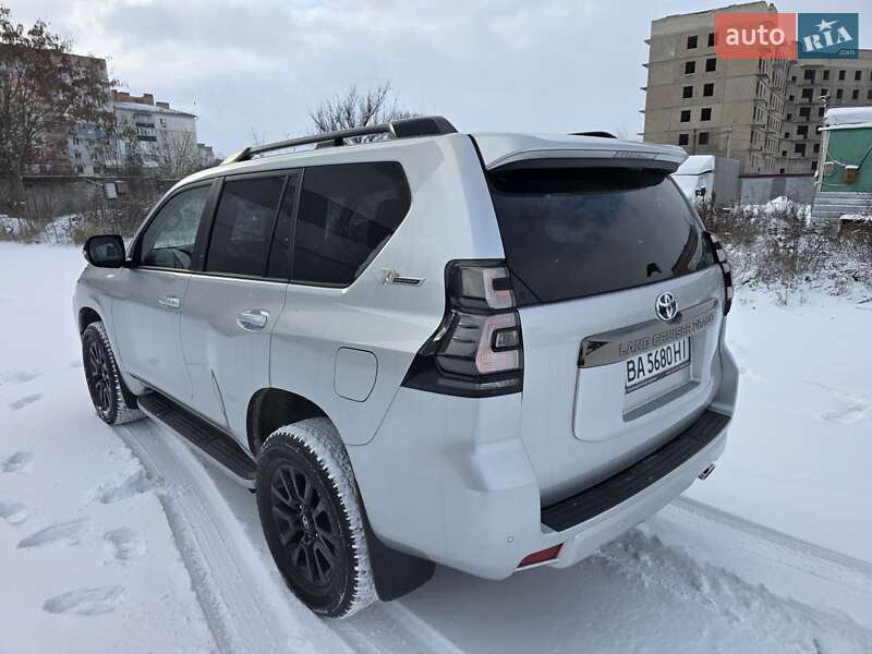 Позашляховик / Кросовер Toyota Land Cruiser Prado 2022 в Кропивницькому фото 11 Позашляховик / Кросовер Toyota Land Cruiser Prado 2022 в Кропивницькому