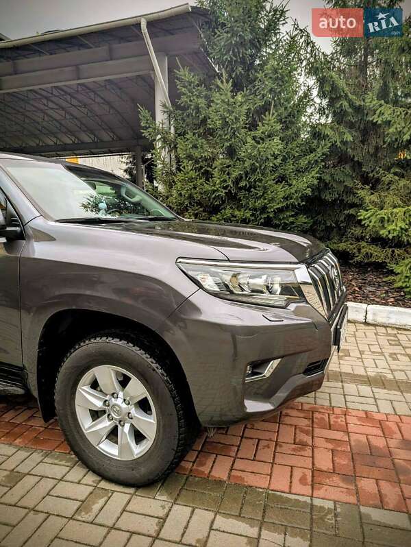 Внедорожник / Кроссовер Toyota Land Cruiser Prado 2020 в Киеве