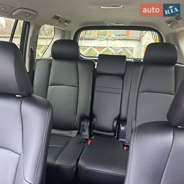 Позашляховик / Кросовер Toyota Land Cruiser Prado 2018 в Києві