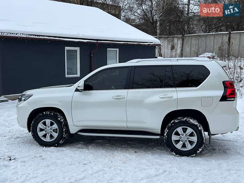 Внедорожник / Кроссовер Toyota Land Cruiser Prado 2019 в Тернополе