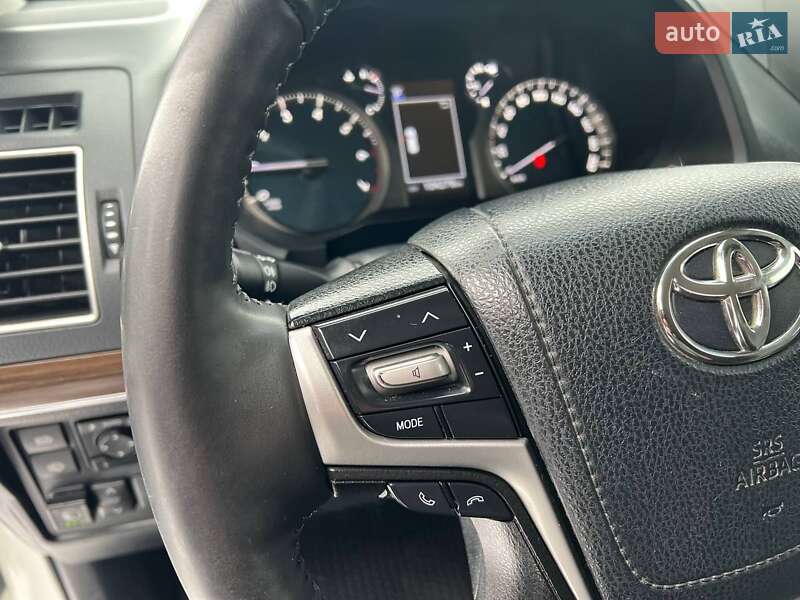Внедорожник / Кроссовер Toyota Land Cruiser Prado 2019 в Тернополе