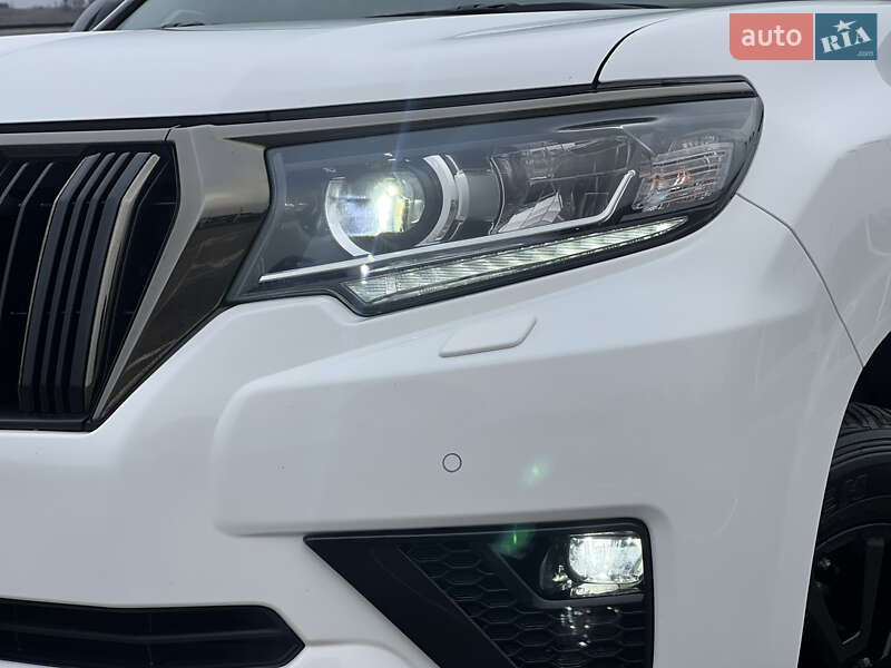 Внедорожник / Кроссовер Toyota Land Cruiser Prado 2021 в Киеве