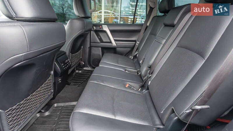 Внедорожник / Кроссовер Toyota Land Cruiser Prado 2019 в Днепре