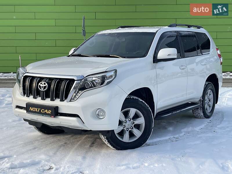 Toyota Land Cruiser Prado 2015