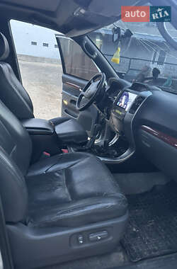 Внедорожник / Кроссовер Toyota Land Cruiser Prado 2004 в Вижнице