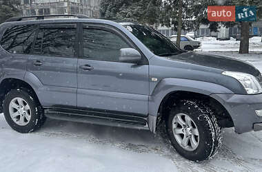 Внедорожник / Кроссовер Toyota Land Cruiser Prado 2007 в Черновцах