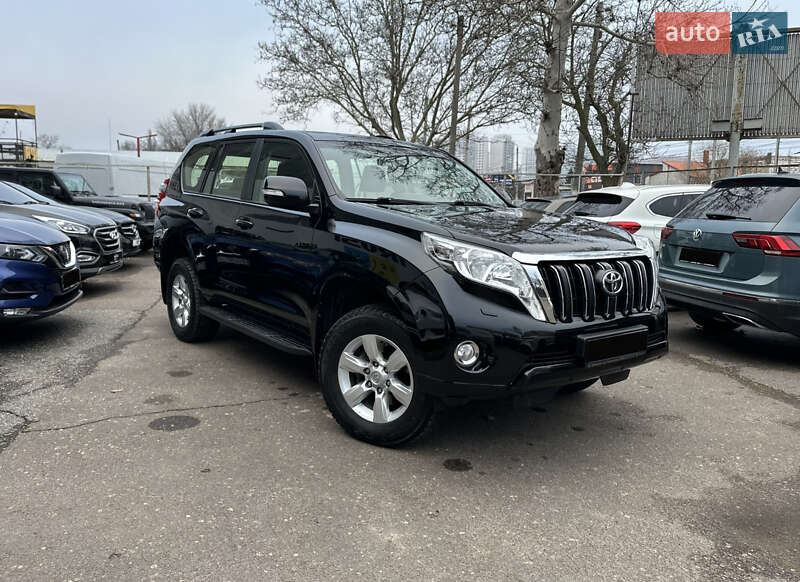 Toyota Land Cruiser Prado 2016