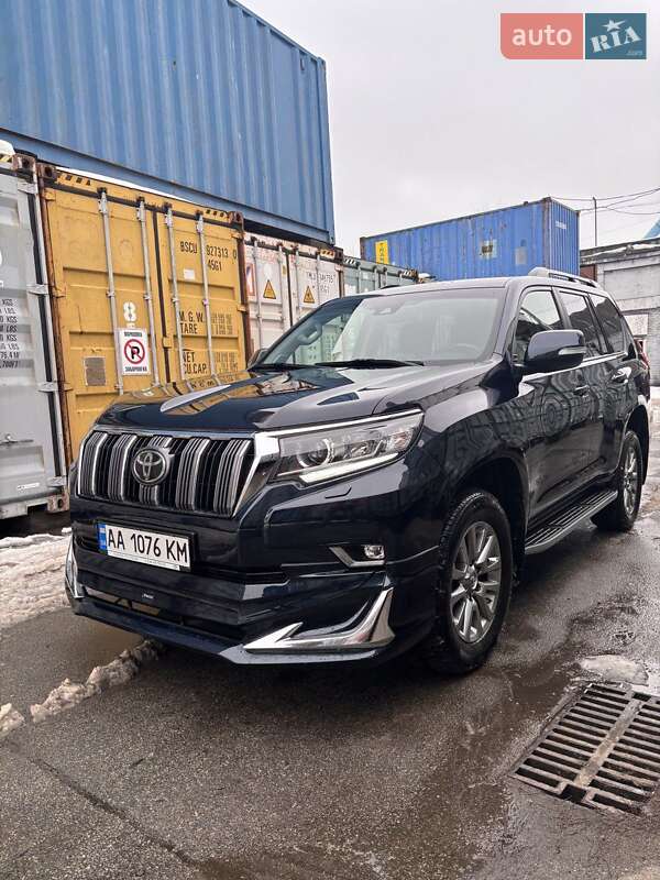 Toyota Land Cruiser Prado 2019