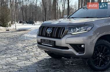 Позашляховик / Кросовер Toyota Land Cruiser Prado 2021 в Києві