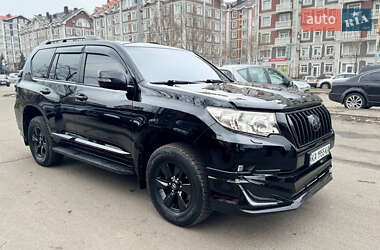 Позашляховик / Кросовер Toyota Land Cruiser Prado 2019 в Києві