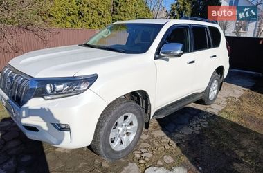 Позашляховик / Кросовер Toyota Land Cruiser Prado 2017 в Умані