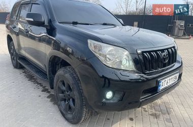 Внедорожник / Кроссовер Toyota Land Cruiser Prado 2010 в Ивано-Франковске