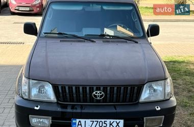 Внедорожник / Кроссовер Toyota Land Cruiser Prado 2000 в Киеве