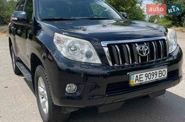 Позашляховик / Кросовер Toyota Land Cruiser Prado 2013 в Кривому Розі
