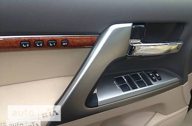 Внедорожник / Кроссовер Toyota Land Cruiser 2013 в 