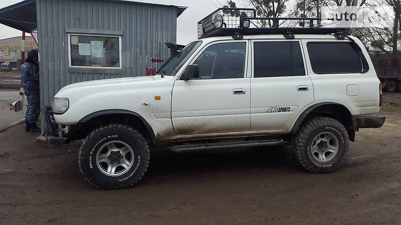 Внедорожник / Кроссовер Toyota Land Cruiser 1996 в Львове