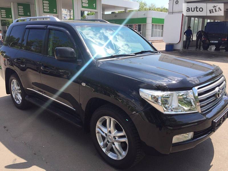Внедорожник / Кроссовер Toyota Land Cruiser 2011 в Киеве