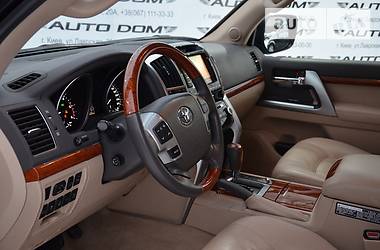 Внедорожник / Кроссовер Toyota Land Cruiser 2013 в Киеве