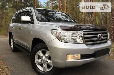 Внедорожник / Кроссовер Toyota Land Cruiser 2009 в Киеве