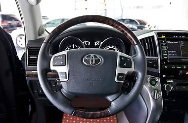 Позашляховик / Кросовер Toyota Land Cruiser 2015 в Одесі