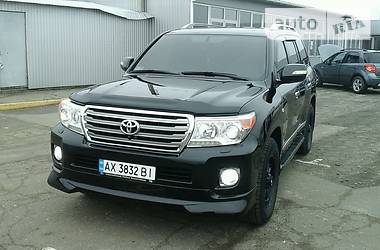 Внедорожник / Кроссовер Toyota Land Cruiser 2011 в Харькове