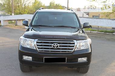 Внедорожник / Кроссовер Toyota Land Cruiser 2010 в Николаеве