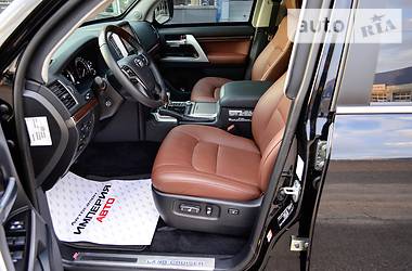 Внедорожник / Кроссовер Toyota Land Cruiser 2018 в 
