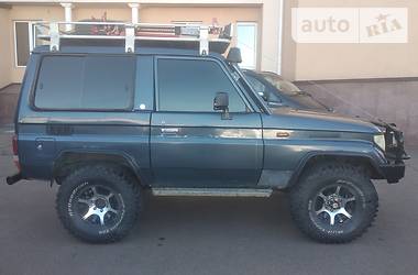 Внедорожник / Кроссовер Toyota Land Cruiser 1991 в Киеве