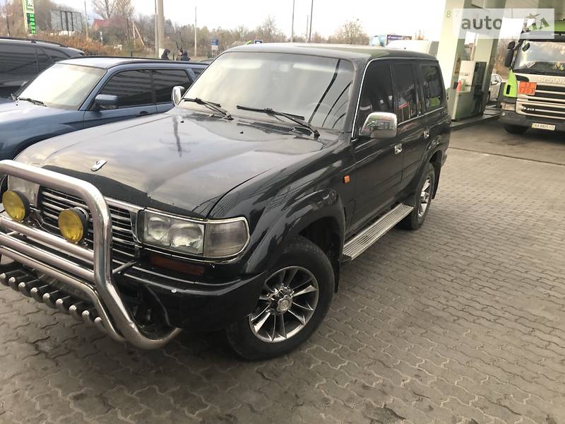 Внедорожник / Кроссовер Toyota Land Cruiser 1996 в Черновцах