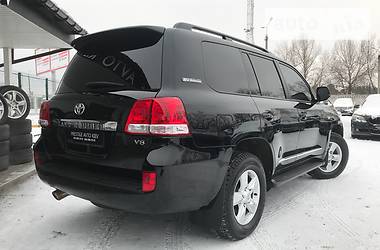 Внедорожник / Кроссовер Toyota Land Cruiser 2011 в Киеве