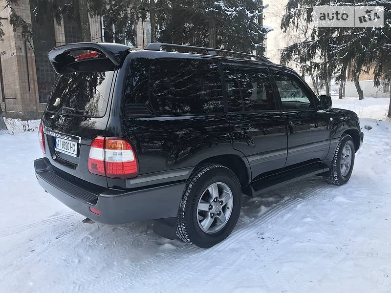 Внедорожник / Кроссовер Toyota Land Cruiser 2005 в Киеве