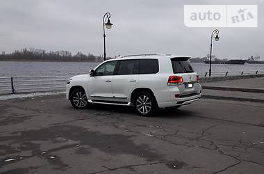 Внедорожник / Кроссовер Toyota Land Cruiser 2017 в Херсоне