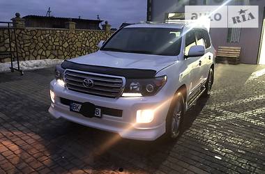 Внедорожник / Кроссовер Toyota Land Cruiser 2014 в Владимирце