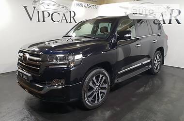 Внедорожник / Кроссовер Toyota Land Cruiser 2019 в Киеве