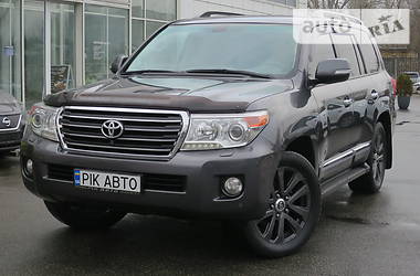 Внедорожник / Кроссовер Toyota Land Cruiser 2012 в Киеве