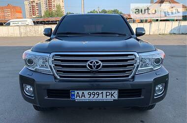 Внедорожник / Кроссовер Toyota Land Cruiser 2014 в Киеве