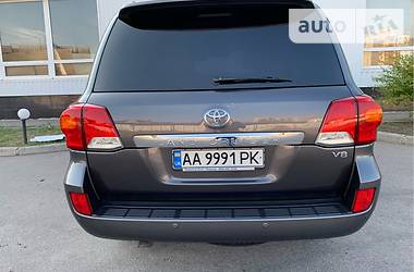 Внедорожник / Кроссовер Toyota Land Cruiser 2014 в Киеве